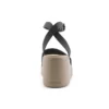 Brooklyn ankelrem-sandaler med kilehæl «Black Beige»
