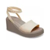 Brooklyn ankelrem-sandaler med kilehæl «Cream White Brown»