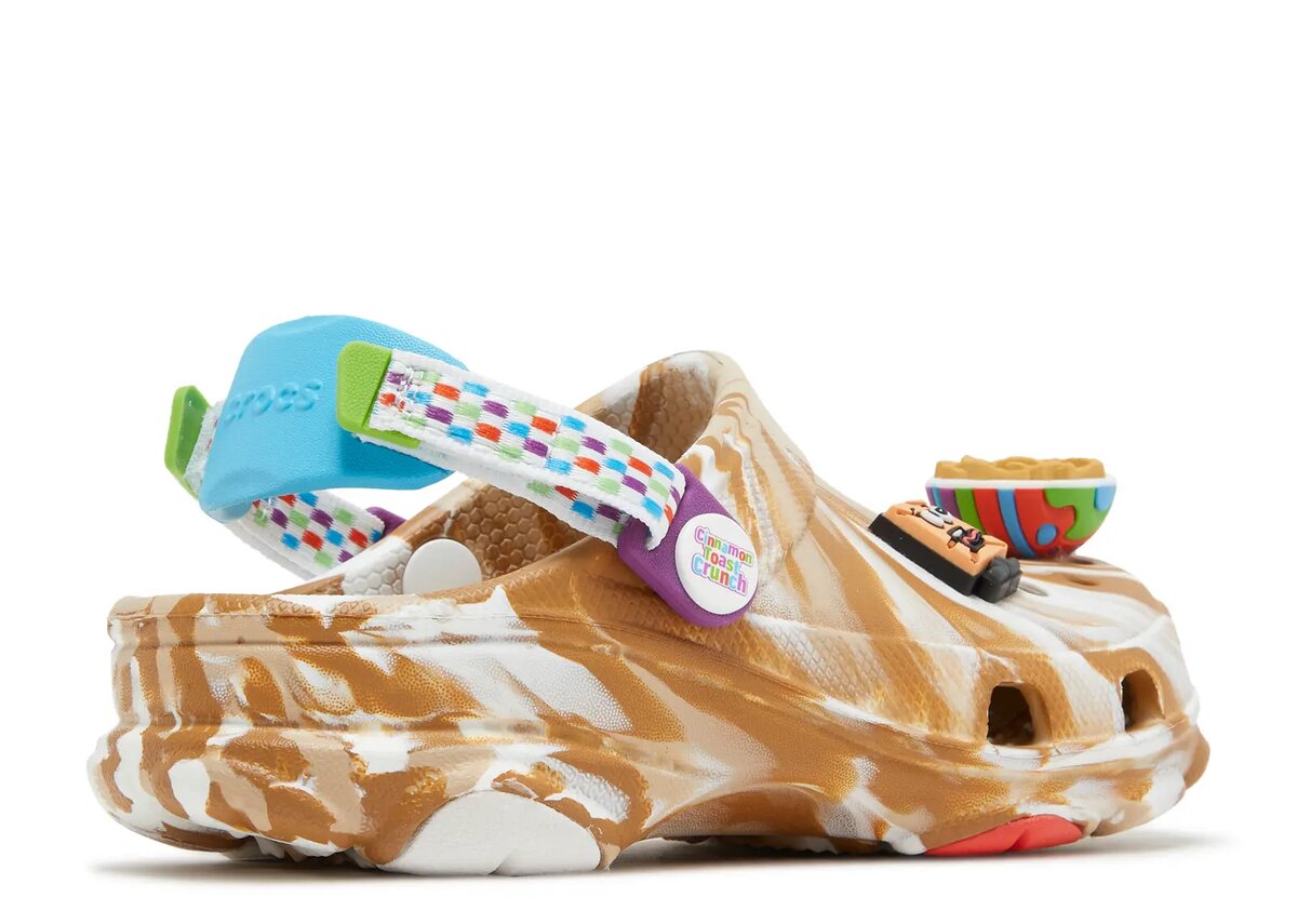 Cinnamon Toast Crunch x Classic All-Terrain Clog for småbarn Cinnamon Toast Crunch x Classic All-Terrain Clog for småbarn