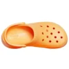 Classic Clog Retro Crocs med tykk såle, oransje sandaler med liten hval