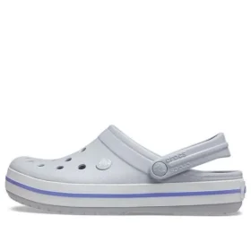 Crocband lette, slitesterke unisex-sandaler i grått