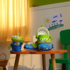 Disney og Pixars Toy Story Alien Classic Clog for barn