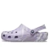 Klassiske, uformelle unisex-sandaler i lilla