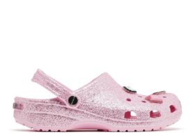 Mean Girls x Classic Clog «On Wednesdays We Wear Pink»