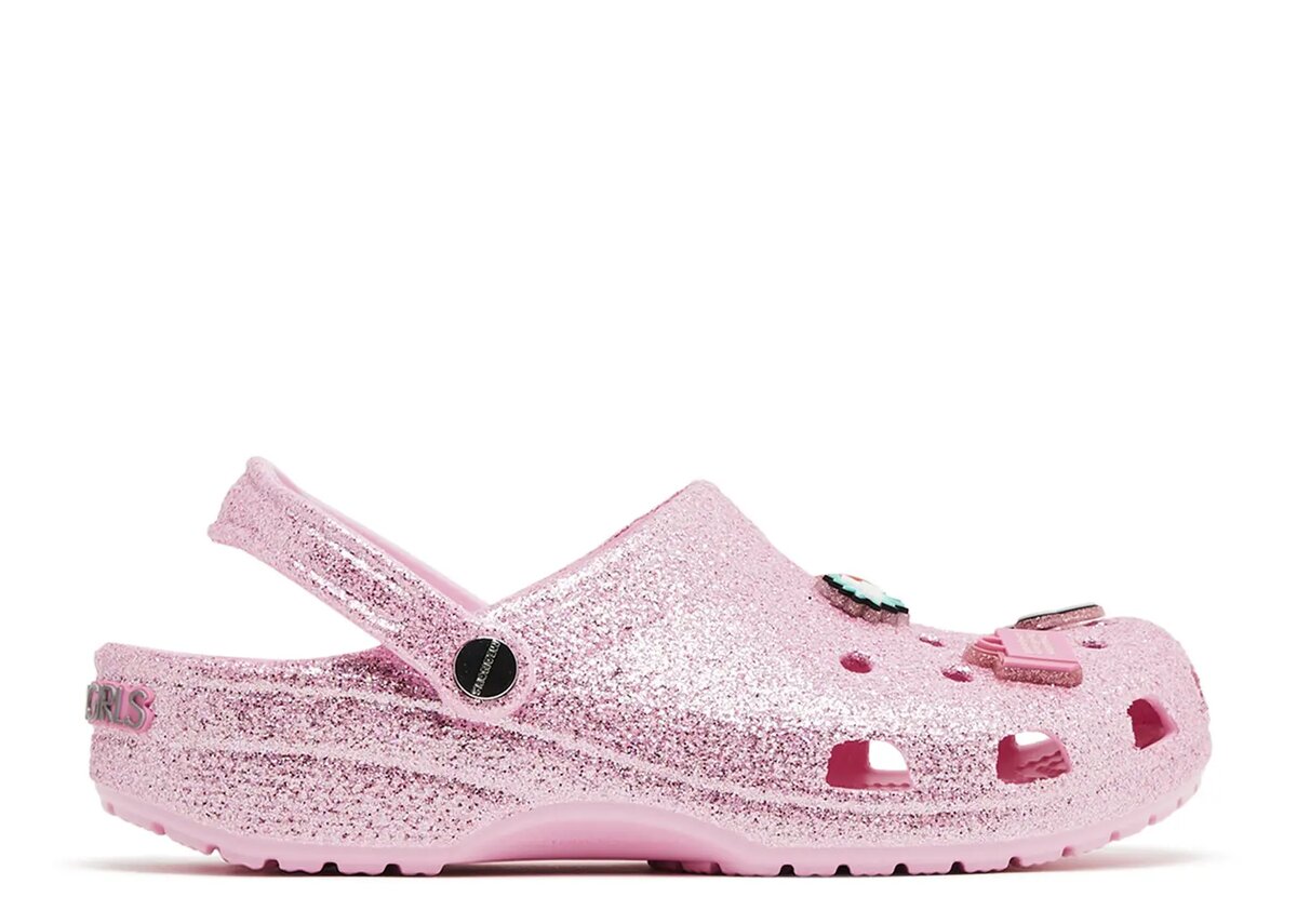 Mean Girls x Classic Clog «On Wednesdays We Wear Pink» Mean Girls x Classic Clog «On Wednesdays We Wear Pink»